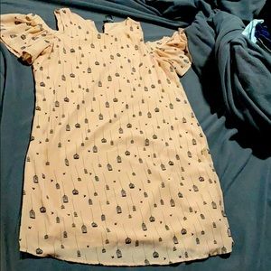 Dress off the shoulder sleeves